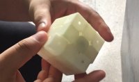 рисунок - кубик Рубика из 3D принтер на заводе Moyu