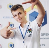 Лев Голуб установил рекорд Украины по сборке Skewb 2019 - фотография