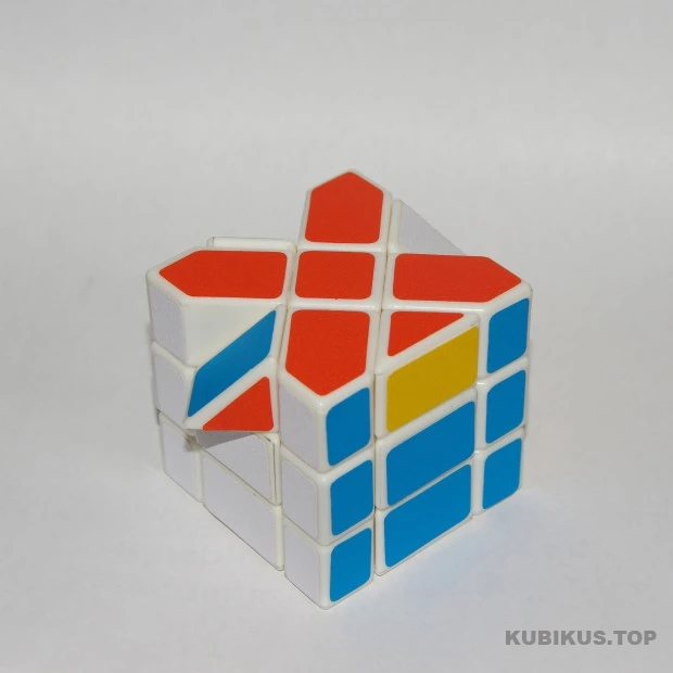 Куб Фишера, реберные элементы верхнего слоя на своих местах